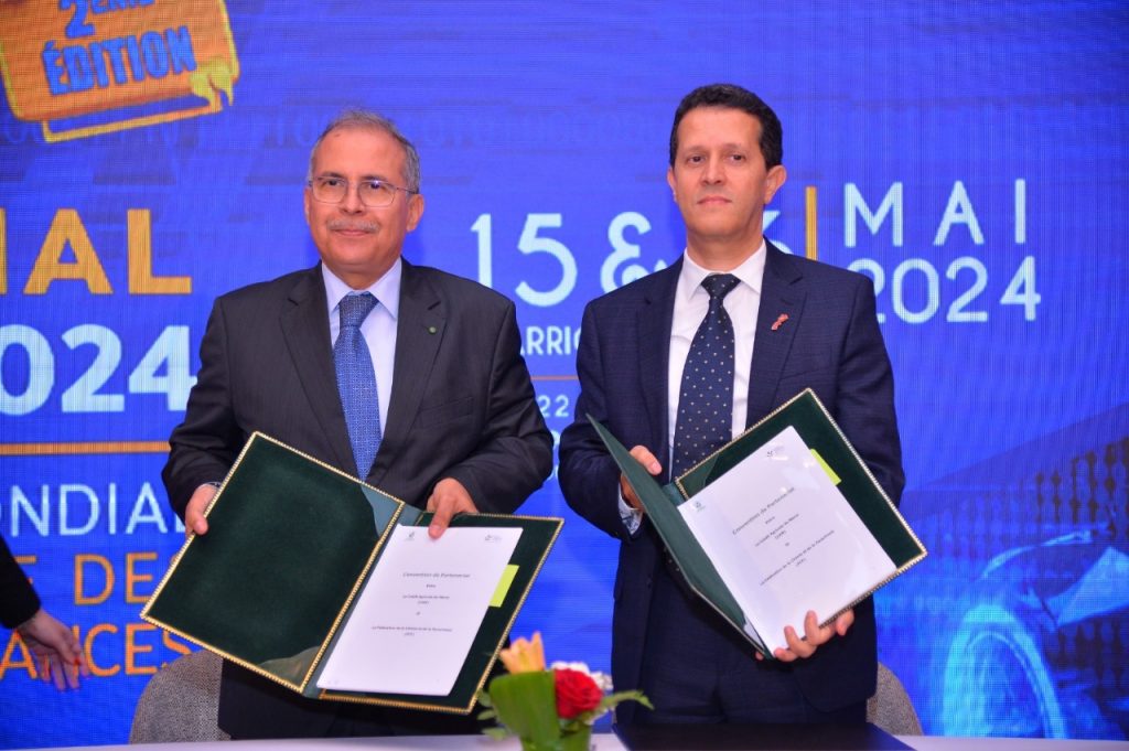 Signature-de-convention-au-FCP