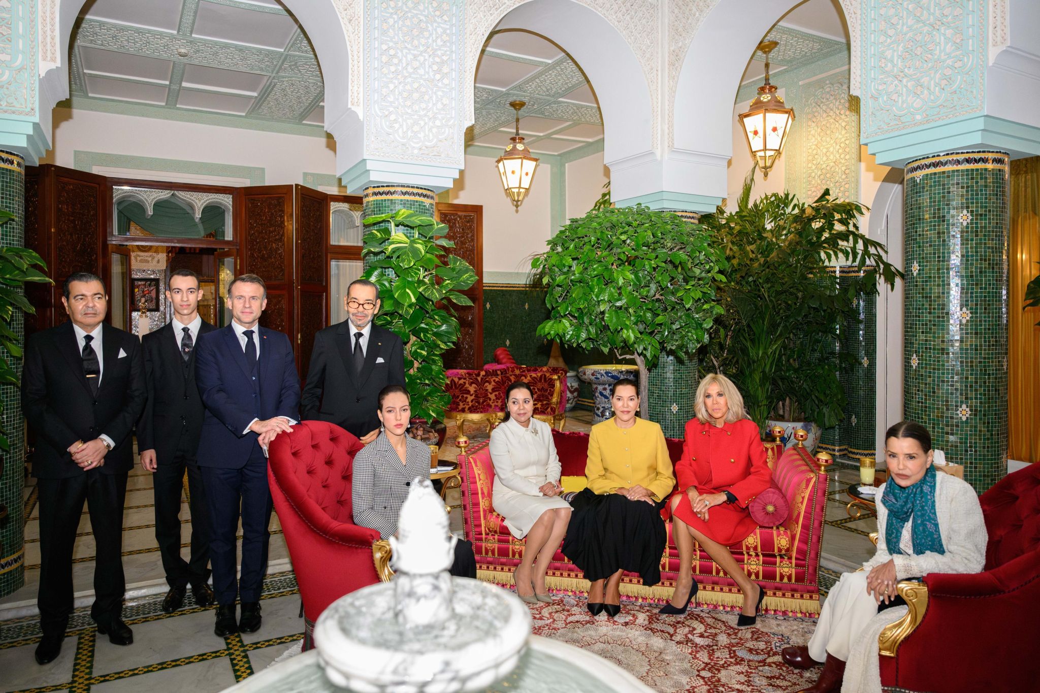 Première réaction de macron sur les réseaux après sa visite historique au Maroc